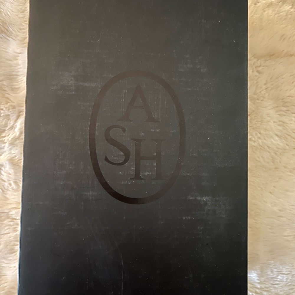 Ash Women’s Star Sneakers Leather New w/Box Sz EU 41M AS-Majestic Navy & White - Picture 7 of 9